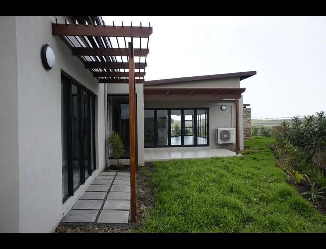 3 BEDROOM HOUSE TO LET IN PALM LAKES ESTATE